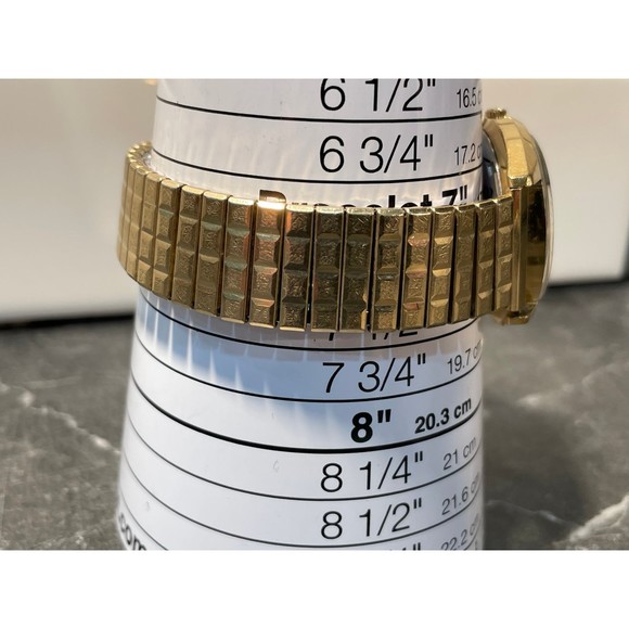 Vintage Gold Tone Pulsar V563-8109 with Stretch Band - New Battery - Picture 5 of 5